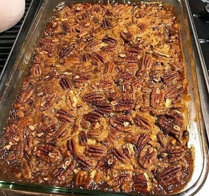 Classic Pecan Pie Cobbler