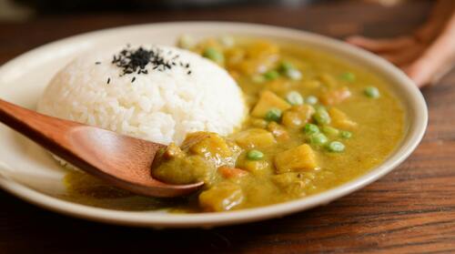 Is curry a soup or stew?