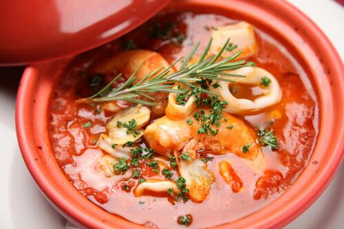 A Easy Recipe for Creamy Tomato Basil Soup